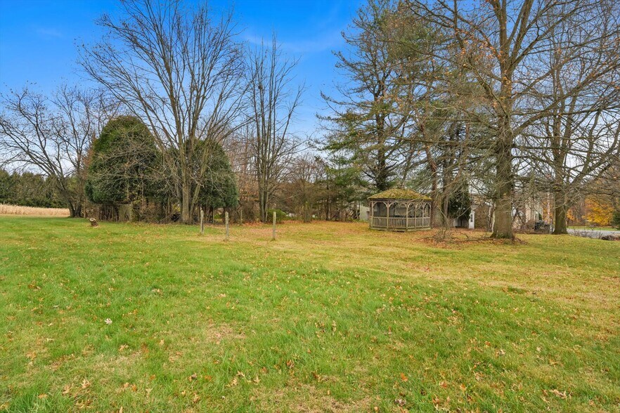 More Photos Of 349 Huffs Church Rd, Mertztown Restaurant For Sale