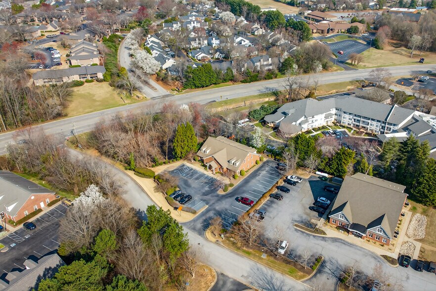 More Photos Of 5 Hawthorne Park Ct, Greenville Office For Sale