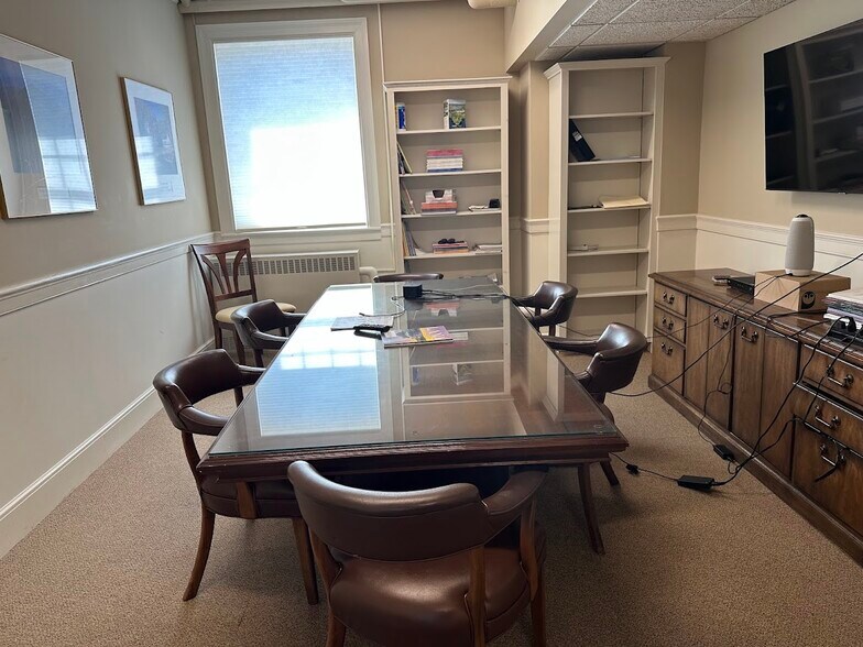 More Photos Of 1 Capitol St, Concord Office For Lease