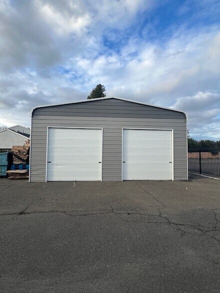 More Photos Of 2517 Yosemite Blvd, Modesto Freestanding For Lease