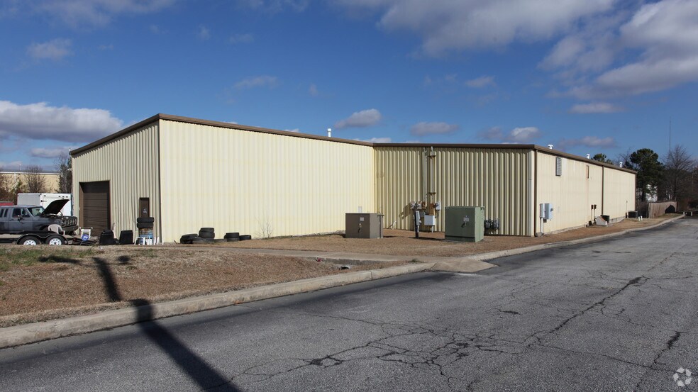 Primary Photo Of 1607 General Arts Rd NW, Conyers Warehouse For Sale