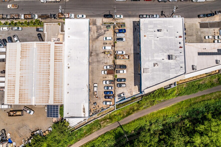 More Photos Of , Waipahu Industrial For Sale