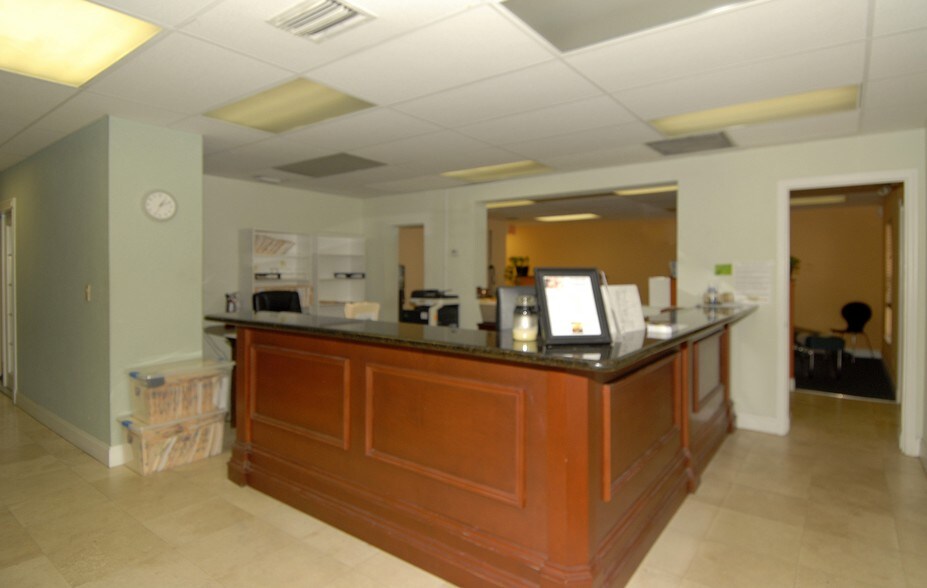 More Photos Of 1730 E Commercial Blvd, Fort Lauderdale Medical For Sale