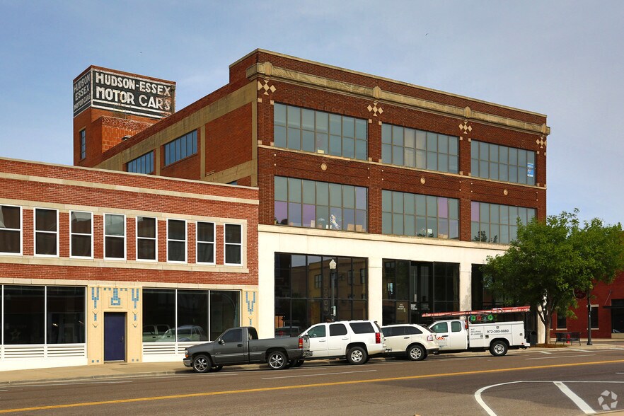 More Photos Of 825 N Broadway Ave, Oklahoma City Office For Lease