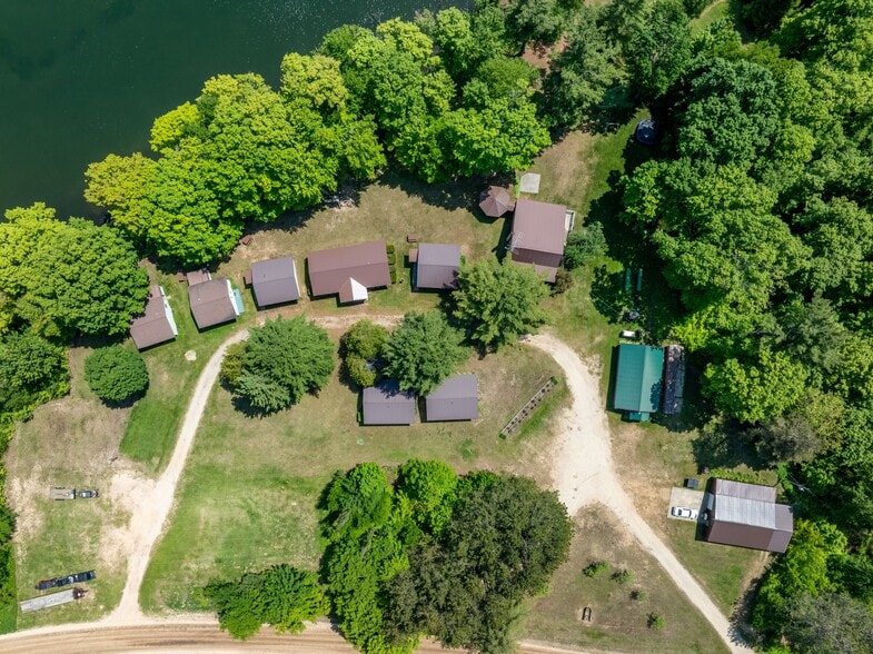 More Photos Of 16878 County Road 505, Newberry Hotel For Sale