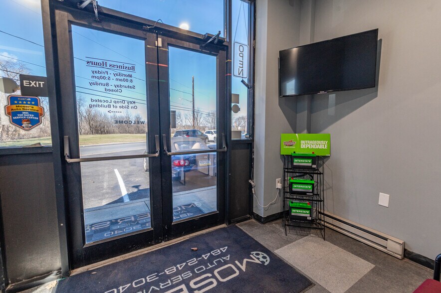 More Photos Of 2227 N 3rd Ave, Whitehall Service For Sale