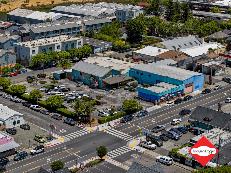 More Photos Of 409 S Petaluma Blvd, Petaluma General Retail For Sale