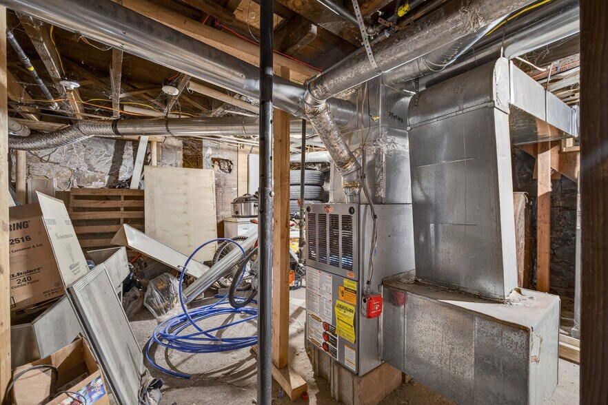 More Photos Of 1379 Chapel St, New Haven Storefront Retail Residential For Sale