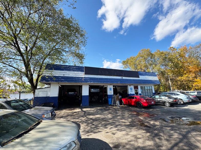 More Photos Of 3290 Queens Chapel Rd, West Hyattsville Auto Repair For Sale