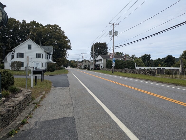 Primary Photo Of 356 US-202 Rt, Somers Town Office For Sale