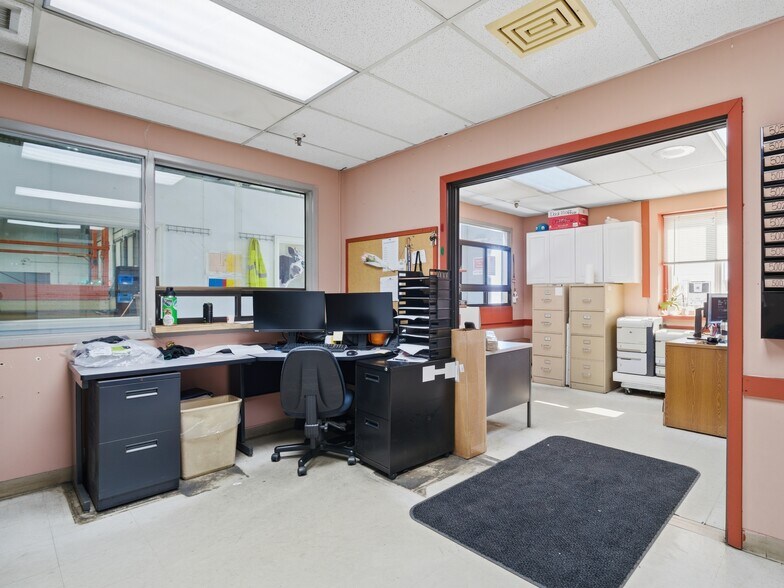 More Photos Of 563 Sandhill Ln, Grand Junction Refrigeration Cold Storage For Sale