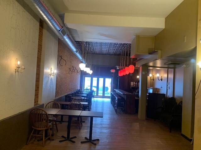 More Photos Of 38-40 S 19th St, Philadelphia Restaurant For Lease