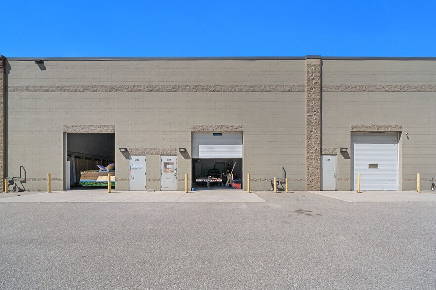 More Photos Of 3750 46th Ave SE, Calgary Warehouse For Sale