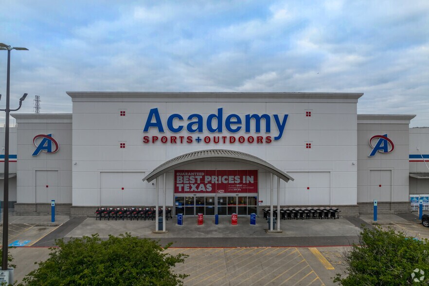 More Photos Of FM 2920 & Highway 249, Tomball Unknown For Lease