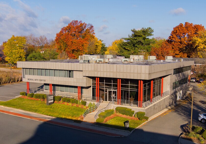 More Photos Of 19-21 Fair Lawn Ave, Fair Lawn Medical For Lease