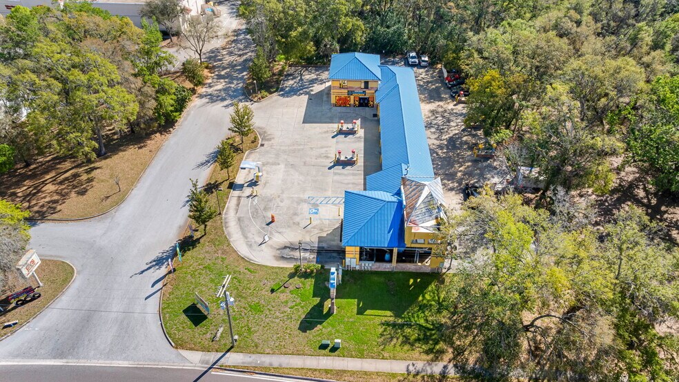 More Photos Of 113 S Valrico Rd, Valrico Carwash For Sale