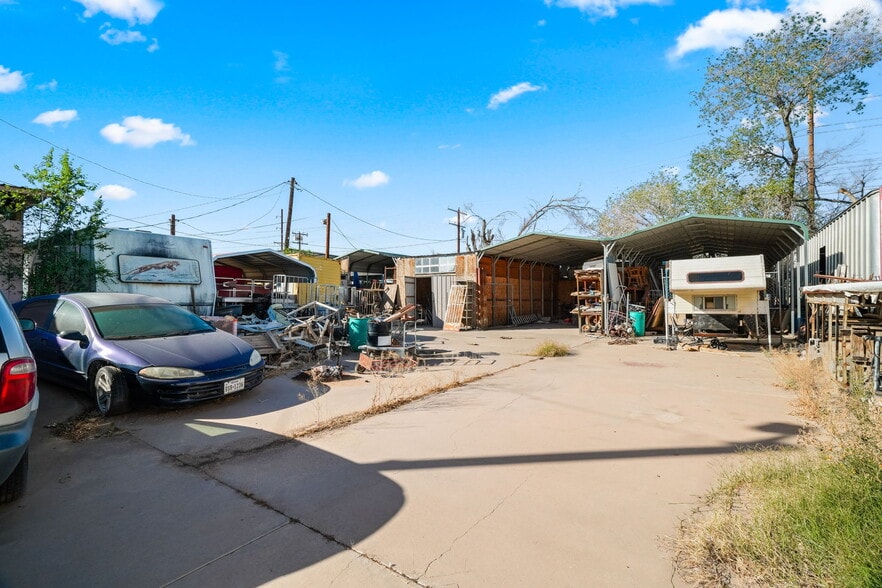 More Photos Of 7595 Alameda Ave, El Paso Land For Sale