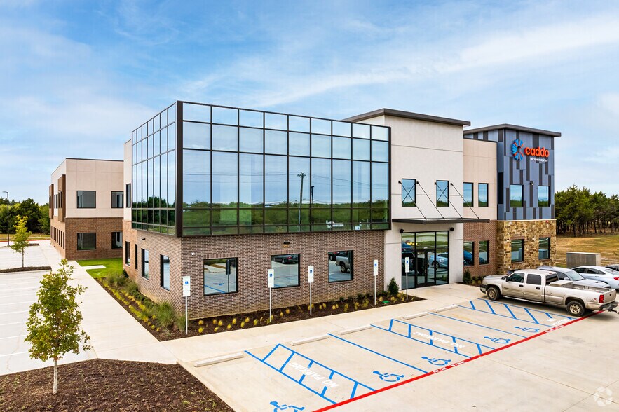 More Photos Of 2201 Spinks Rd, Flower Mound Office For Lease