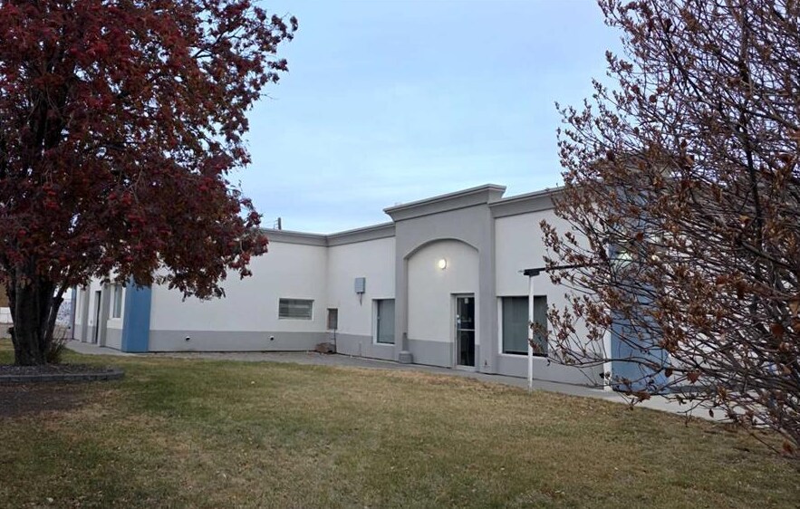 More Photos Of , Red Deer General Retail For Sale