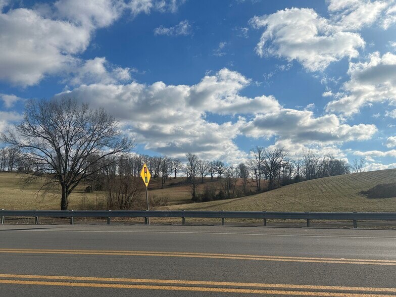 More Photos Of 1422 Campbellsville Rd, Columbia Land For Sale