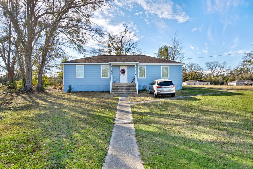 More Photos Of 2100 N Woodlawn Dr, Mobile Apartments For Sale