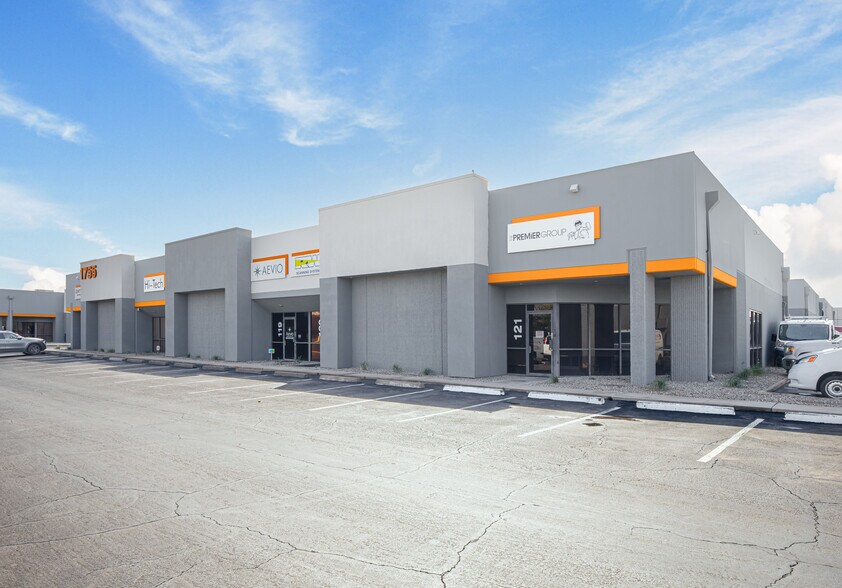 More Photos Of 1705 W University Dr, Tempe Unknown For Lease