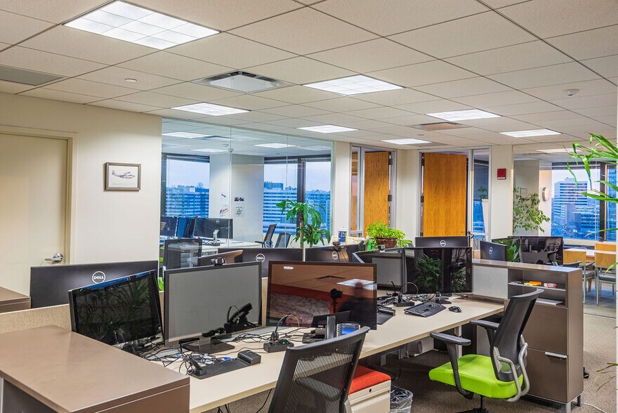 More Photos Of 1 N Lexington Ave, White Plains Office For Lease