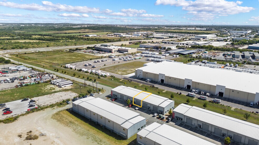 More Photos Of 7637 FM 3009, Schertz Light Distribution For Sale