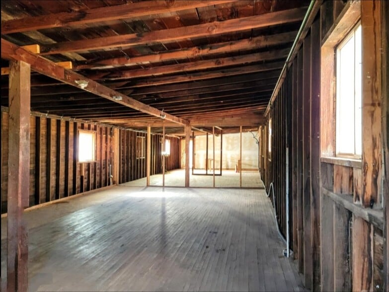 More Photos Of 97 Center Ave, Bisbee Restaurant For Sale