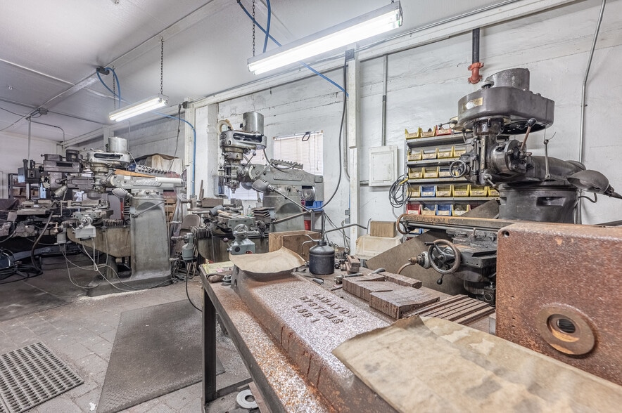 More Photos Of 160 W Haines Blvd, Lake Alfred Self Storage For Sale