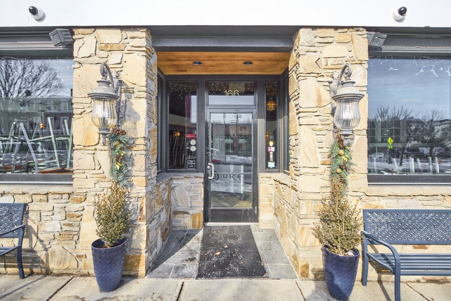 More Photos Of 166 Shrewsbury St, Worcester Restaurant For Sale