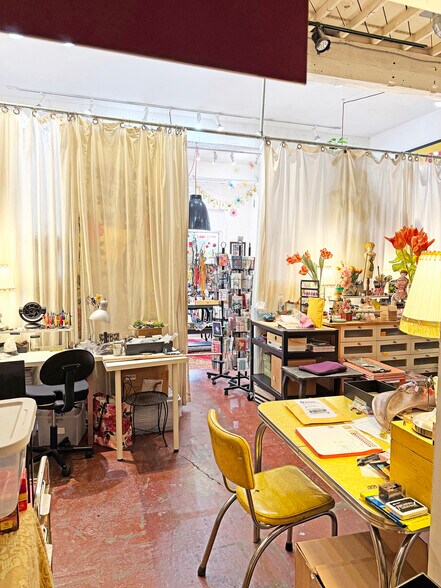 More Photos Of 1649 San Pablo Ave, Berkeley Storefront Retail Office For Lease