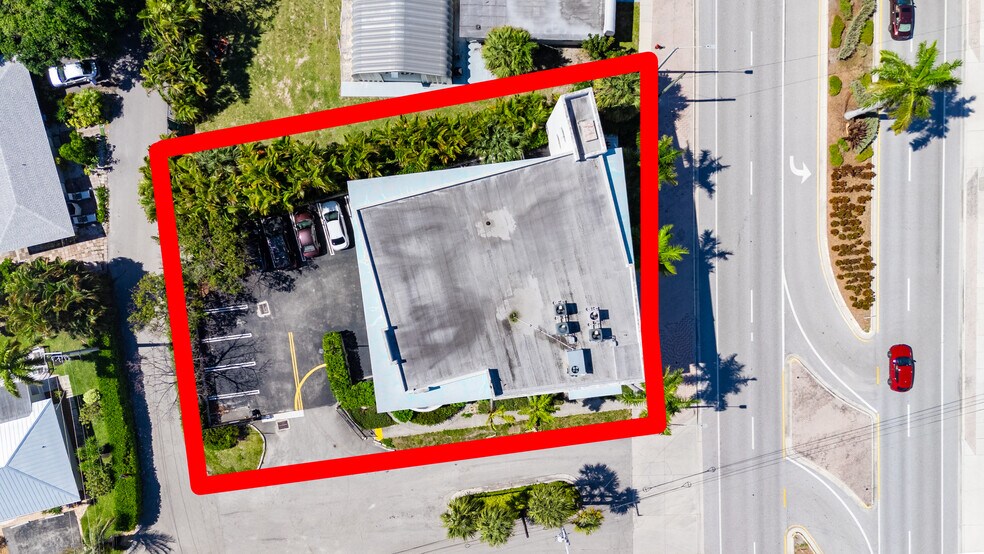 More Photos Of 3330 N Federal Hwy, Boynton Beach Office For Lease