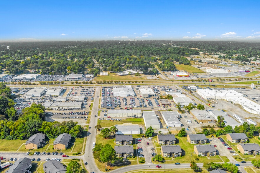 More Photos Of 5669 Eddins Rd, Montgomery Flex For Lease