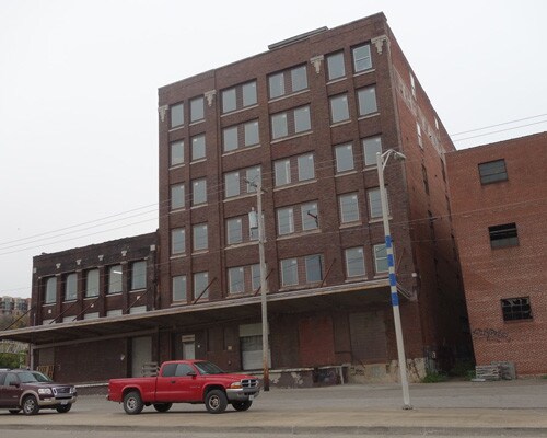 More Photos Of 1127 W 8th St, Kansas City Warehouse For Lease