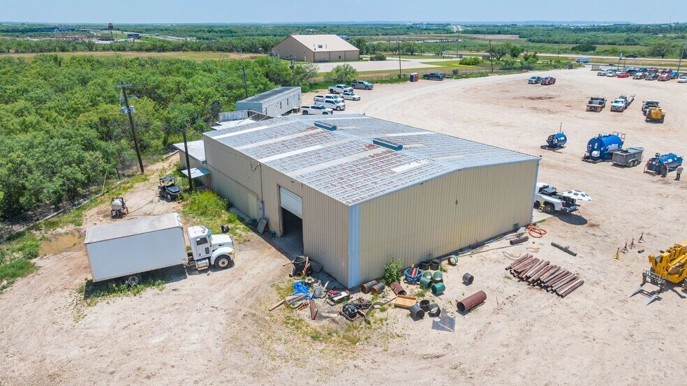 More Photos Of 2458 E Overland Trl, Abilene Industrial For Sale