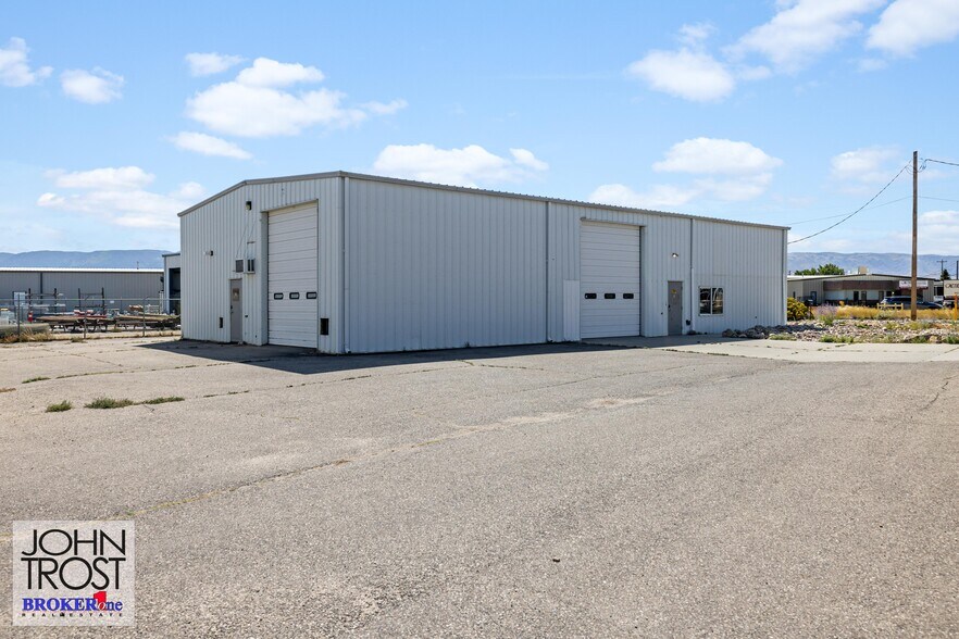 Primary Photo Of 781 Foster Rd, Casper Industrial For Lease
