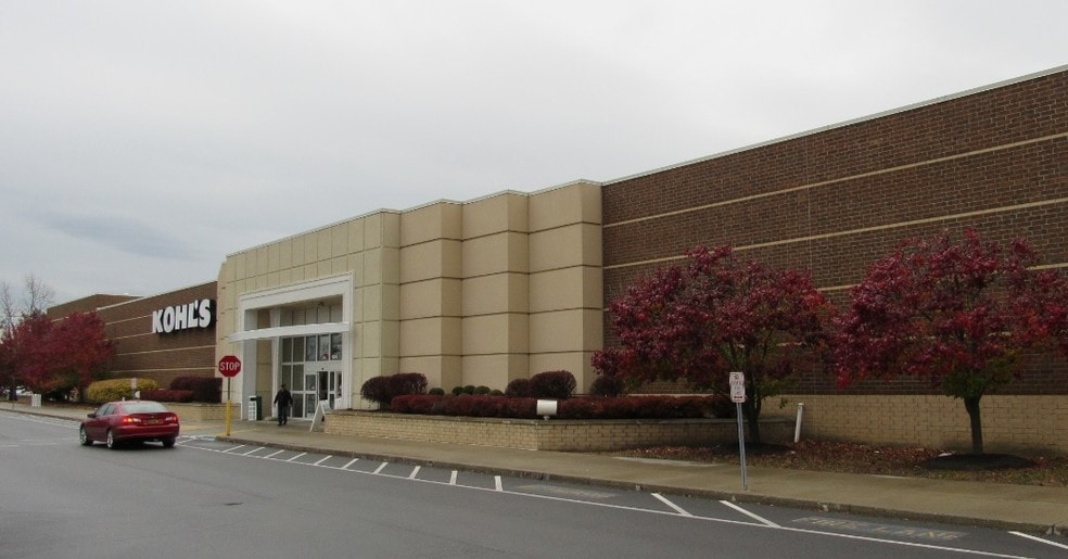 More Photos Of 1814 Central Ave, Colonie Unknown For Lease