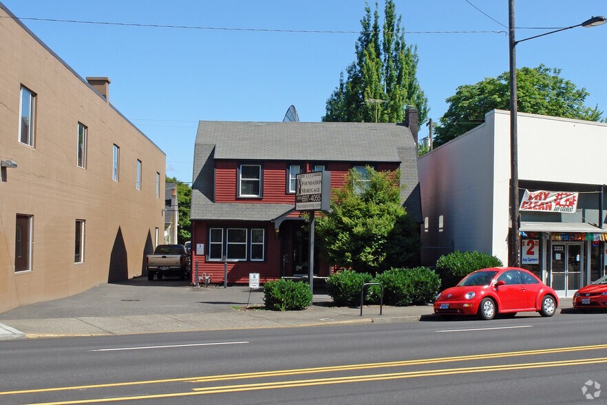 More Photos Of 3151 NE Sandy Blvd, Portland Office For Sale