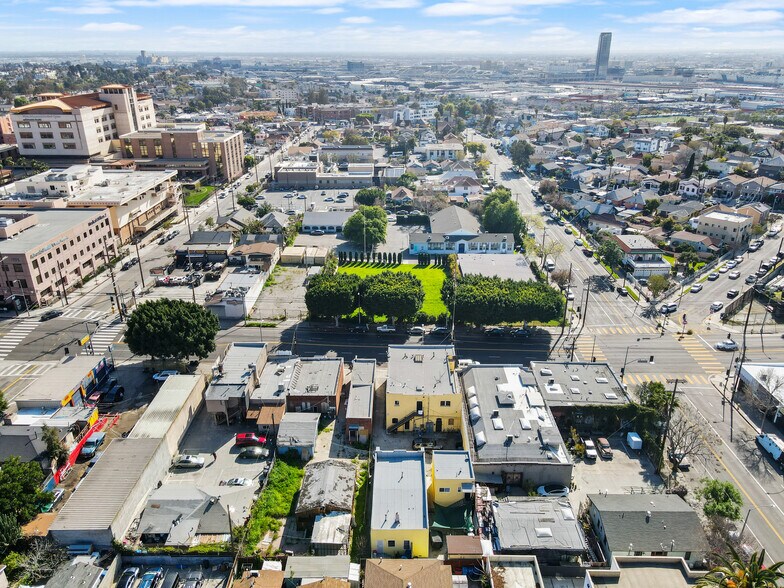 More Photos Of 1611-1615 E Cesar E Chavez Ave, Los Angeles Apartments For Sale