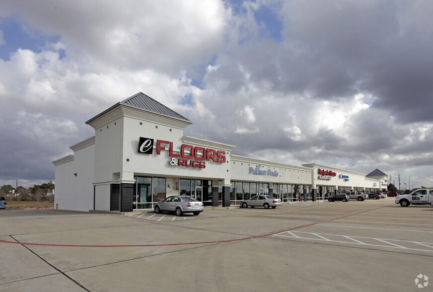 More Photos Of 403 S Grand Pky, Katy Unknown For Lease