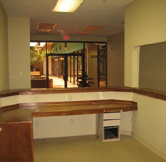 More Photos Of 3833 Roswell Rd NE, Atlanta Office For Lease