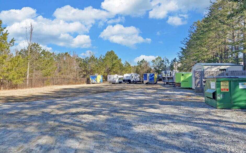 More Photos Of 4295 Brogdon Exchange, Suwanee Warehouse For Sale