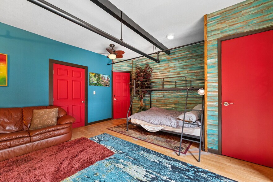 More Photos Of 825-829 27th Ave, Oakland Manufacturing For Sale