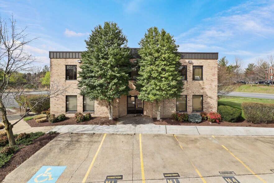 Primary Photo Of 111 Carpenter Dr, Sterling Office For Lease