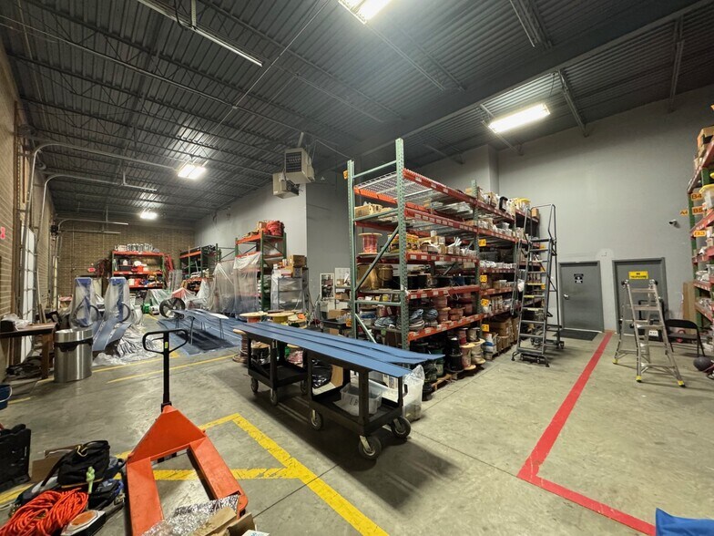 More Photos Of 201-205 Hughes Ln, Saint Charles Industrial For Lease