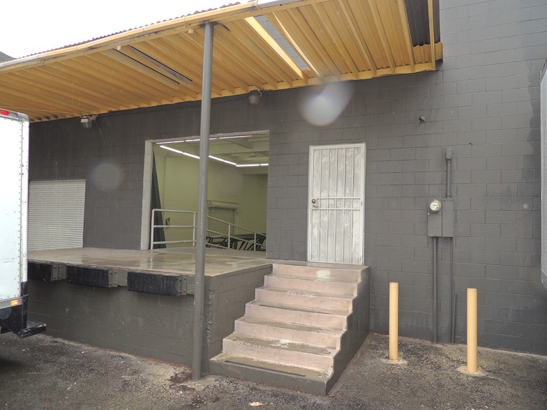More Photos Of 706 A Ave, National City Freestanding For Lease