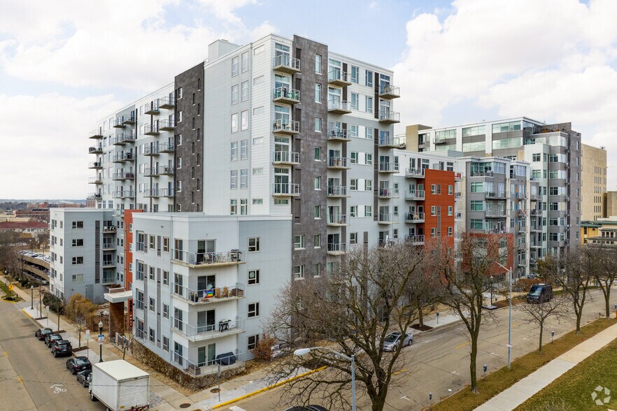 More Photos Of 301-315 W Washington Ave, Madison Apartments For Sale