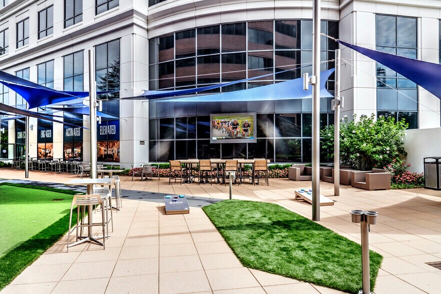 More Photos Of 1676 International Dr, McLean Office For Lease