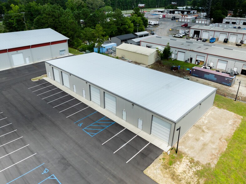 More Photos Of 4557 Savannah Hwy, Ravenel Light Manufacturing For Lease